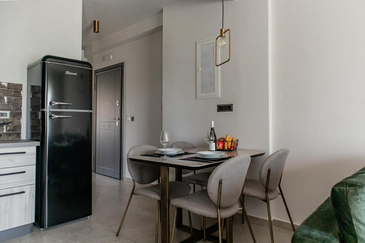 Chelmis Sea Front Apartments - Atlantis Argostoli  Exterior photo