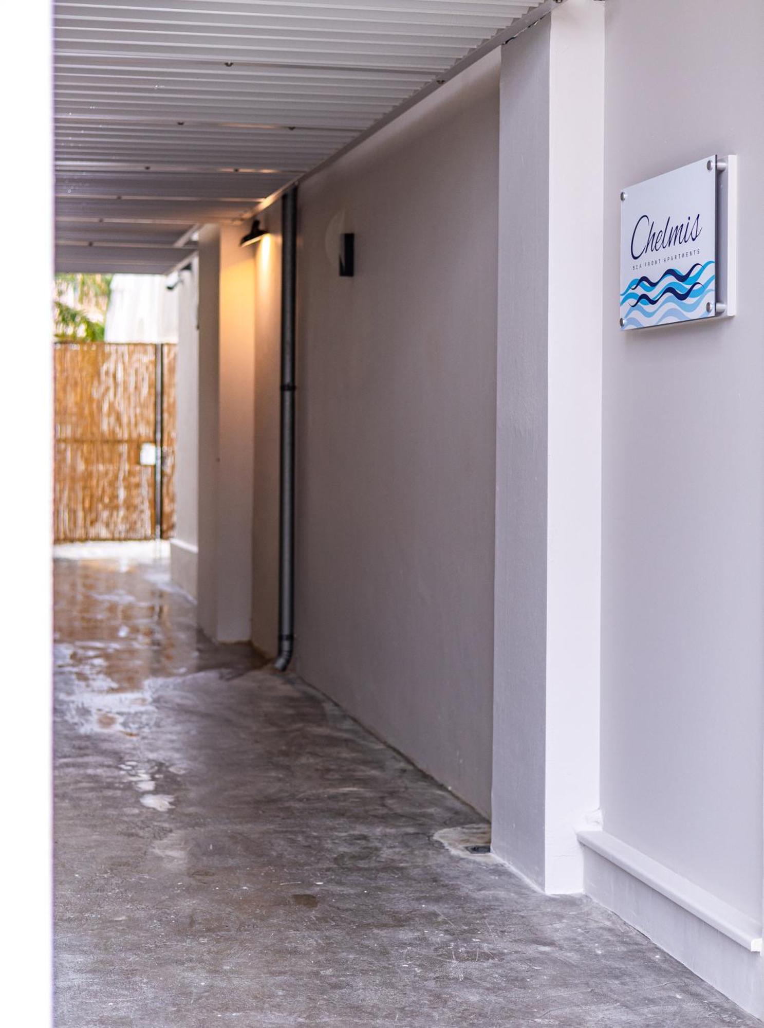 Chelmis Sea Front Apartments - Atlantis Argostoli  Exterior photo